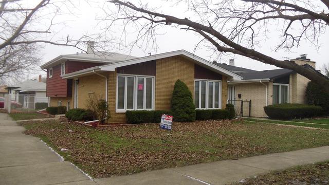 418 Mackinaw Ave., Calumet City, IL 60409