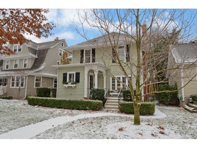 925 Elmwood Ave., Wilmette, IL 60091