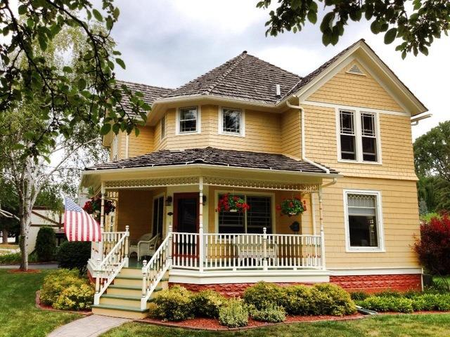 302 Park Ave., Grayslake, IL 60030