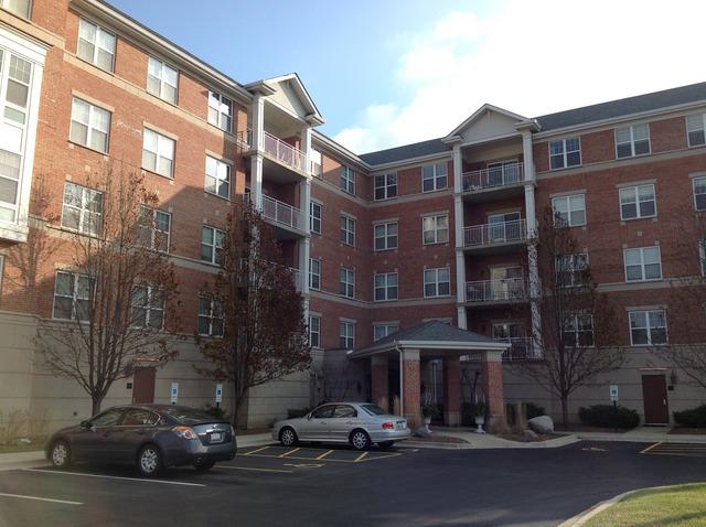101 Pointe Dr. #410, Northbrook, IL 60062