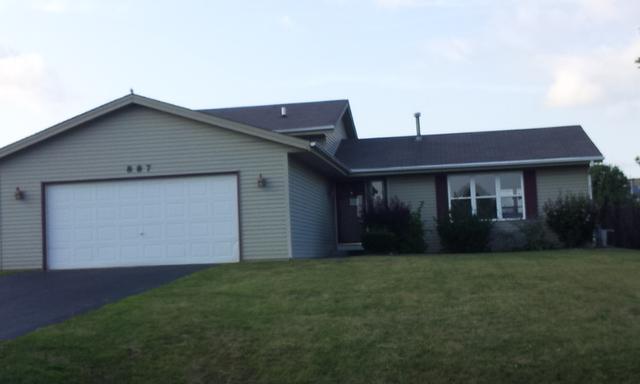 887 Quill Dr., Roscoe, IL 61073