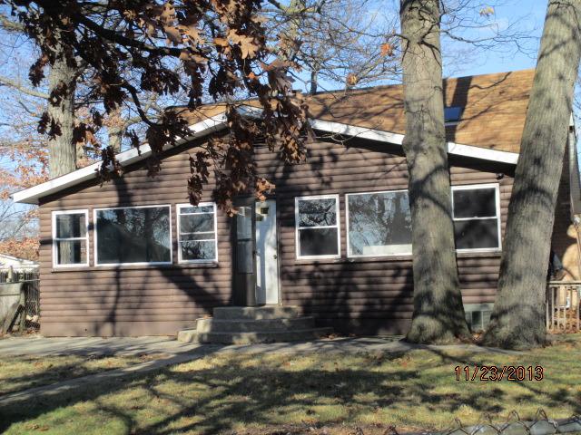 33681 N Lake Shore Dr., Grayslake, IL 60030