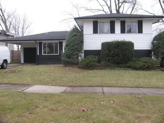 121 Westwood Dr., Park Forest, IL 60466