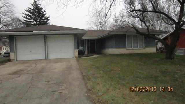 100 Oakwood Dr., Bolingbrook, IL 60440