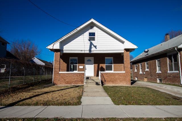 950 2nd Ave., Aurora, IL 60505