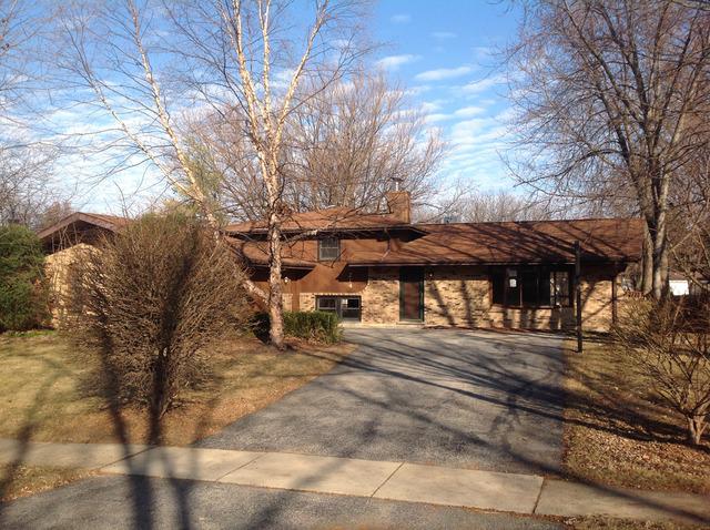 30W214 Briar Ln., Naperville, IL 60563