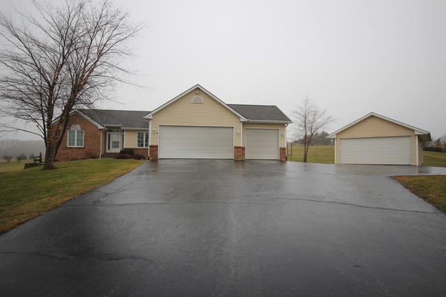 5202 E Walden Rd., Byron, IL 61010