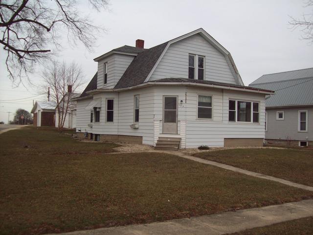 102 E Oak St., Manlius, IL 61338
