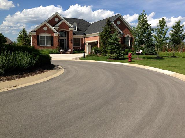 2 Bighorn Ct., South Barrington, IL 60010