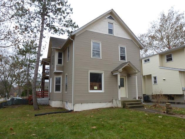 702 W Galena Blvd., Aurora, IL 60506