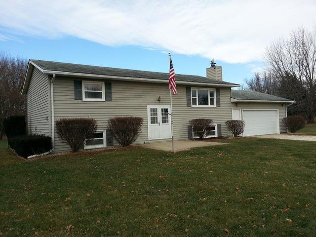 13864 Spring Hill Rd., Prophetstown, IL 61277