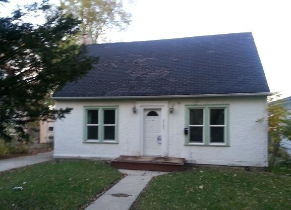 3107 Emmaus Ave., Zion, IL 60099