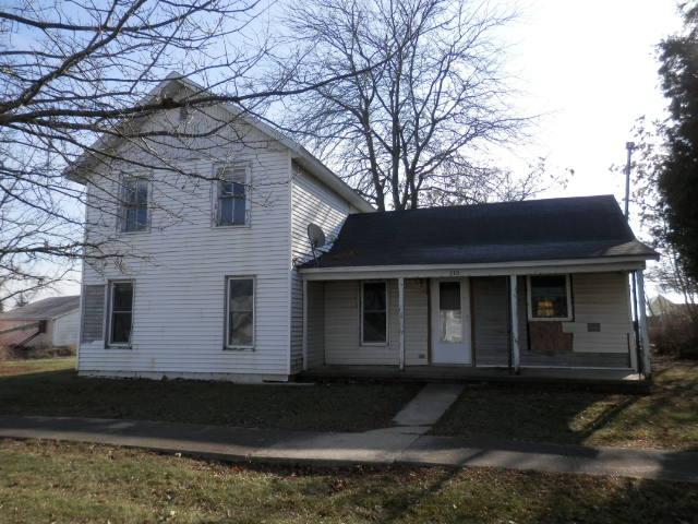 210 E Chester St., Cabery, IL 60919