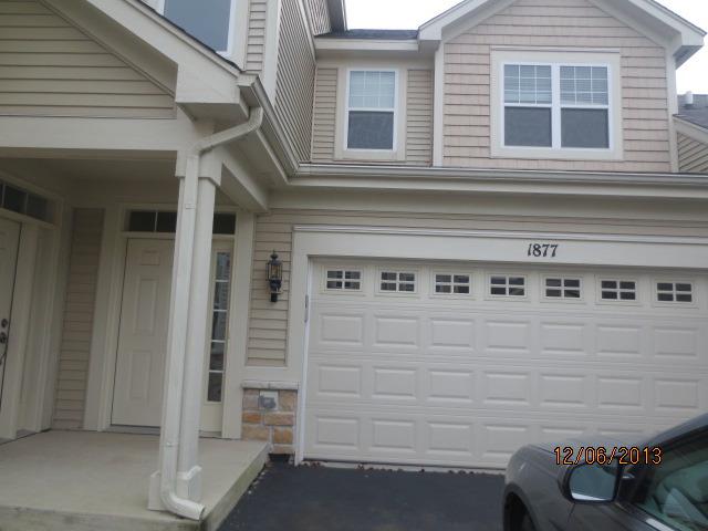 1877 Foxridge Ct., Aurora, IL 60502
