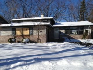 3430 W Maple Ln., Hazel Crest, IL 60429