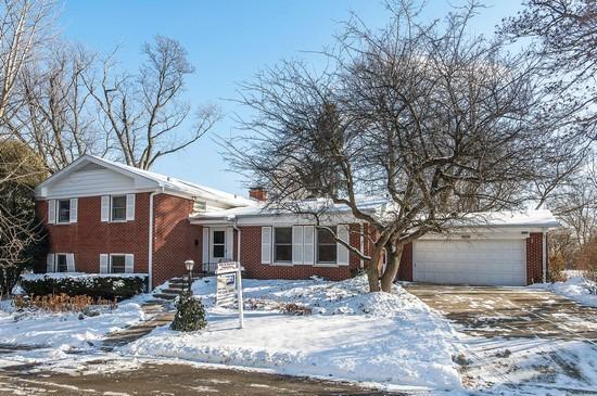 280 Cedar Ln., Glencoe, IL 60022
