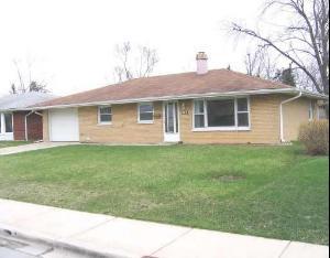 2218 W Capri Ave., Joliet, IL 60436
