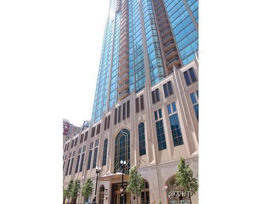 21 E Huron St. #1101, Chicago, IL 60611