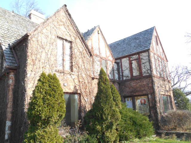 25430 W Cuba Rd., Barrington, IL 60010