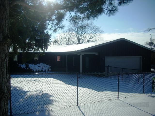 7407 Mccurry Rd., Roscoe, IL 61073