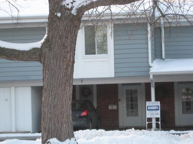 2 Cour Deauville, Palos Hills, IL 60465