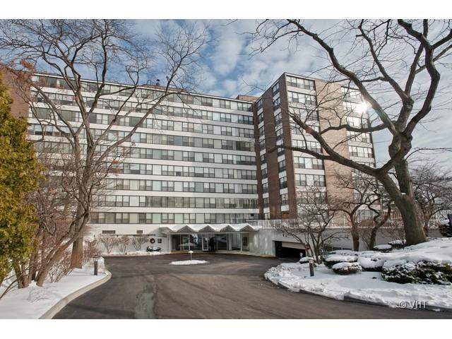 1616 Sheridan Rd. #2G, Wilmette, IL 60091