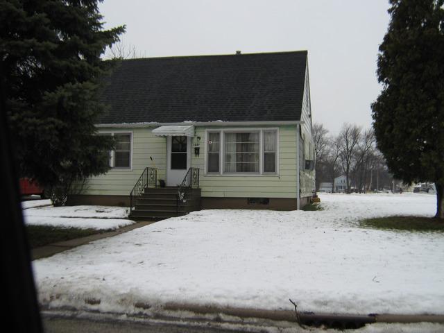 1221 Fairchild Ave., Joliet, IL 60432