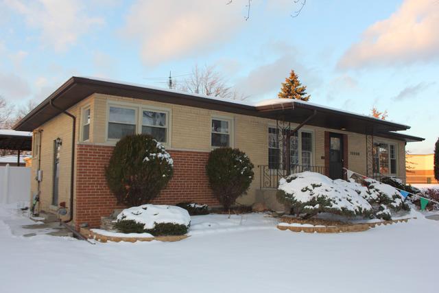 10008 Minnick Ave., Oak Lawn, IL 60453