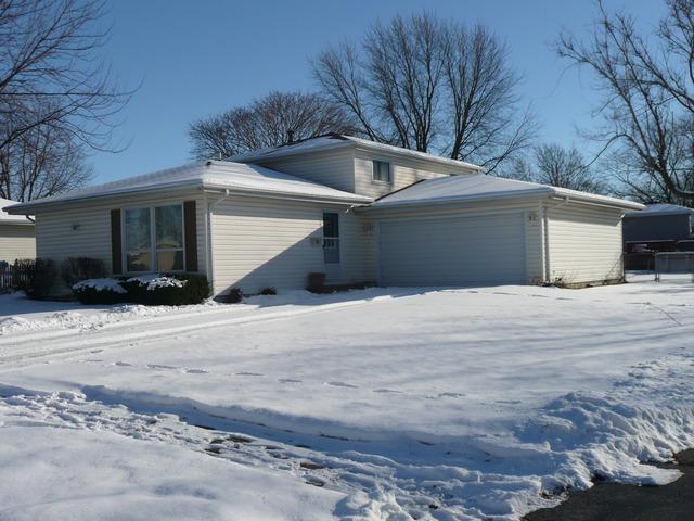 21 Emery Dr., Bourbonnais, IL 60914