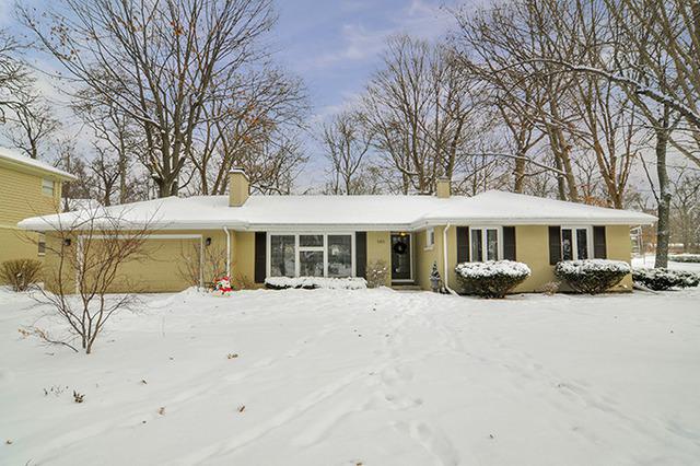 565 Lee St., Glen Ellyn, IL 60137