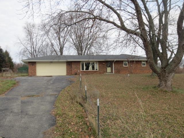 8968 N Creek Rd., Roscoe, IL 61073