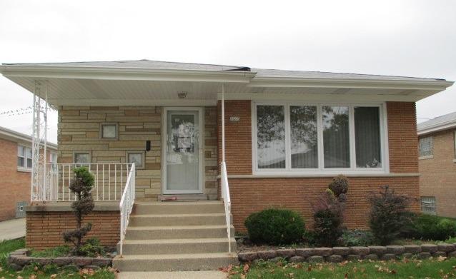 8555 S Komensky Ave., Chicago, IL 60652