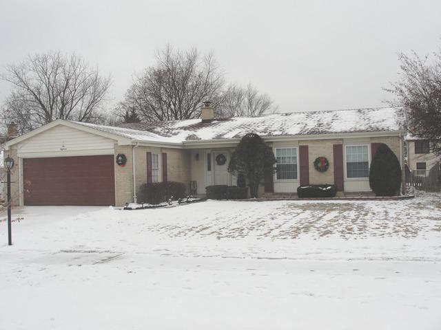 618 Newport Ave., Westmont, IL 60559
