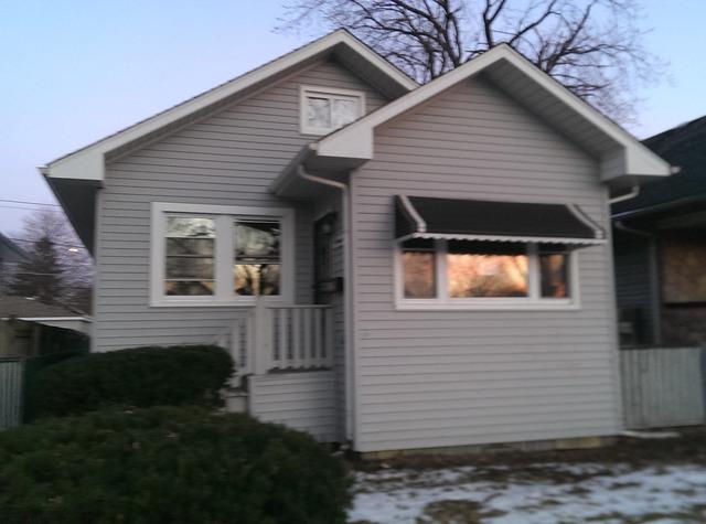 329 Englewood Ave., Bellwood, IL 60104