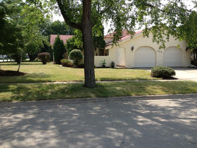 224 Concord Dr., Dekalb, IL 60115
