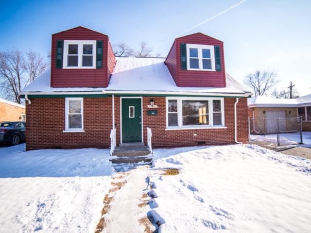 11629 S Knox Ave., Alsip, IL 60803