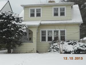 2213 Elizabeth Ave., Zion, IL 60099