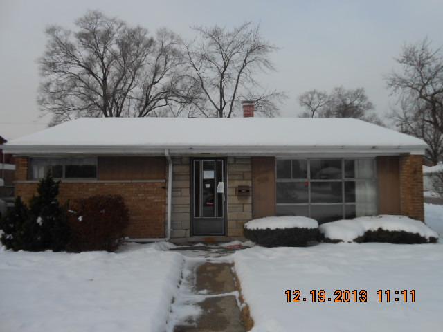 1350 Gordon Ave., Calumet City, IL 60409