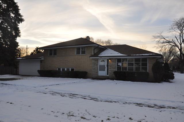 1586 Marshall Dr., Des Plaines, IL 60018