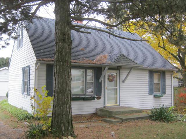 1010 Highland Ave., Wauconda, IL 60084