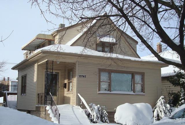 10742 S Avenue J, Chicago, IL 60617