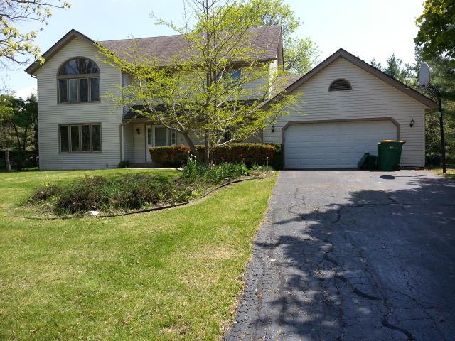 7477 Grace Dr., Roscoe, IL 61073