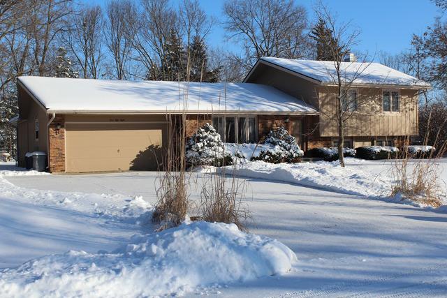 458 Patti Ln., Machesney Park, IL 61115