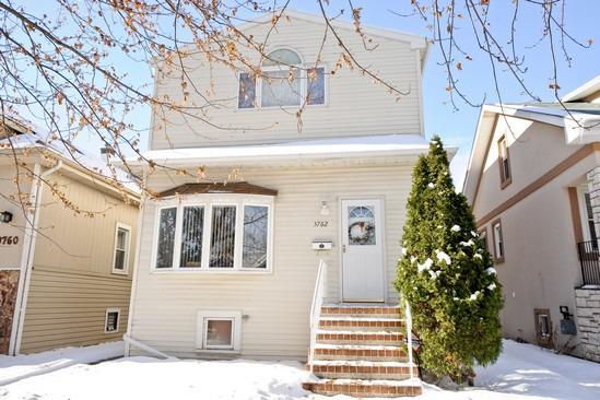 3762 N Osceola Ave., Chicago, IL 60634