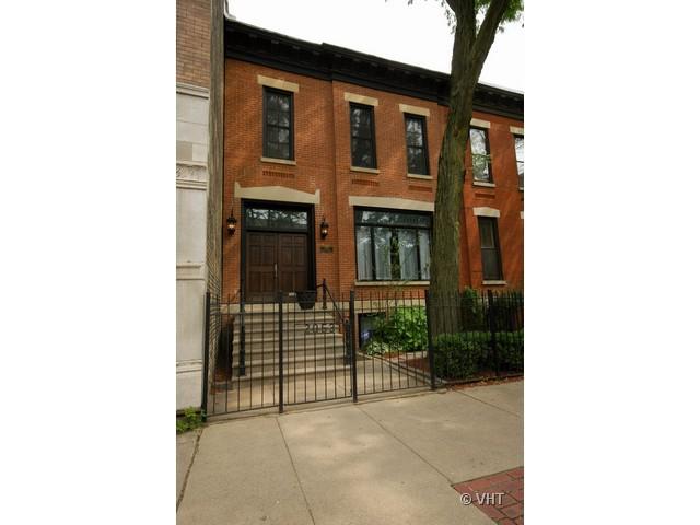 2053 N Seminary Ave., Chicago, IL 60614