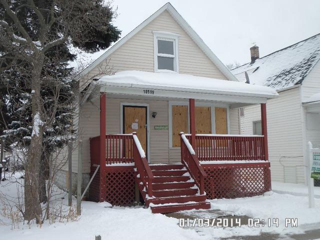 10519 S La Salle St., Chicago, IL 60628