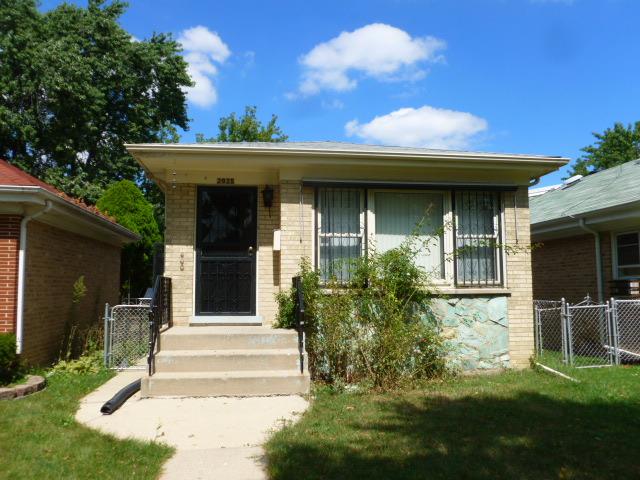 2925 Wilcox Ave., Bellwood, IL 60104