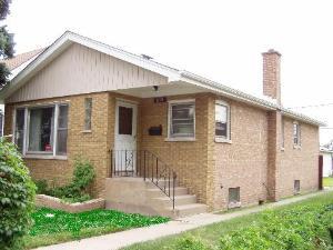 619 Greenbay Ave., Calumet City, IL 60409