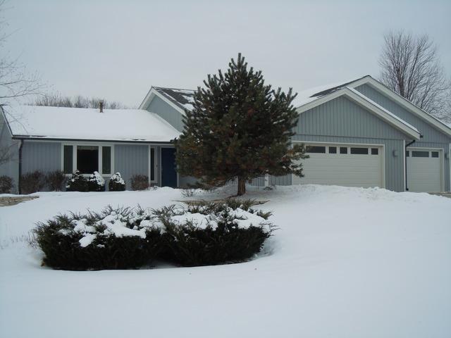 9380 Winterfield Ln., Roscoe, IL 61073