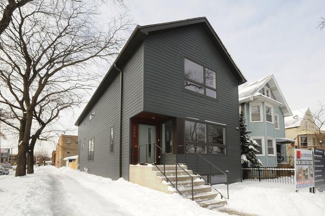 3800 N Christiana Ave., Chicago, IL 60618